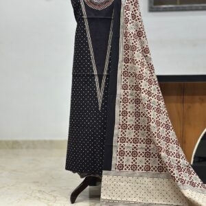 COTTON  3 PIECE UNSTITCHED SETS