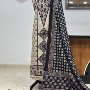 COTTON  3 PIECE UNSTITCHED SETS